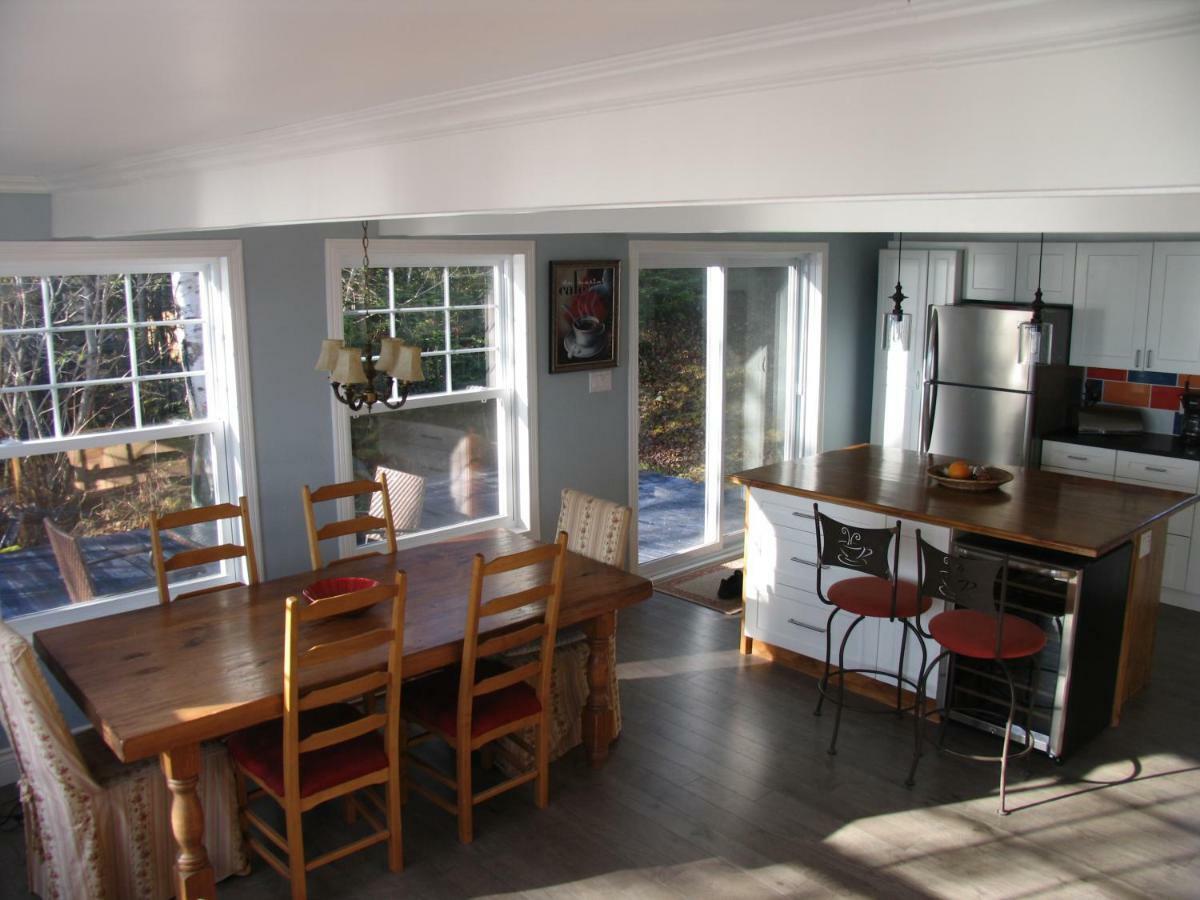 Chalet Chez Les Petit Grandes-Bergeronnes Eksteriør billede